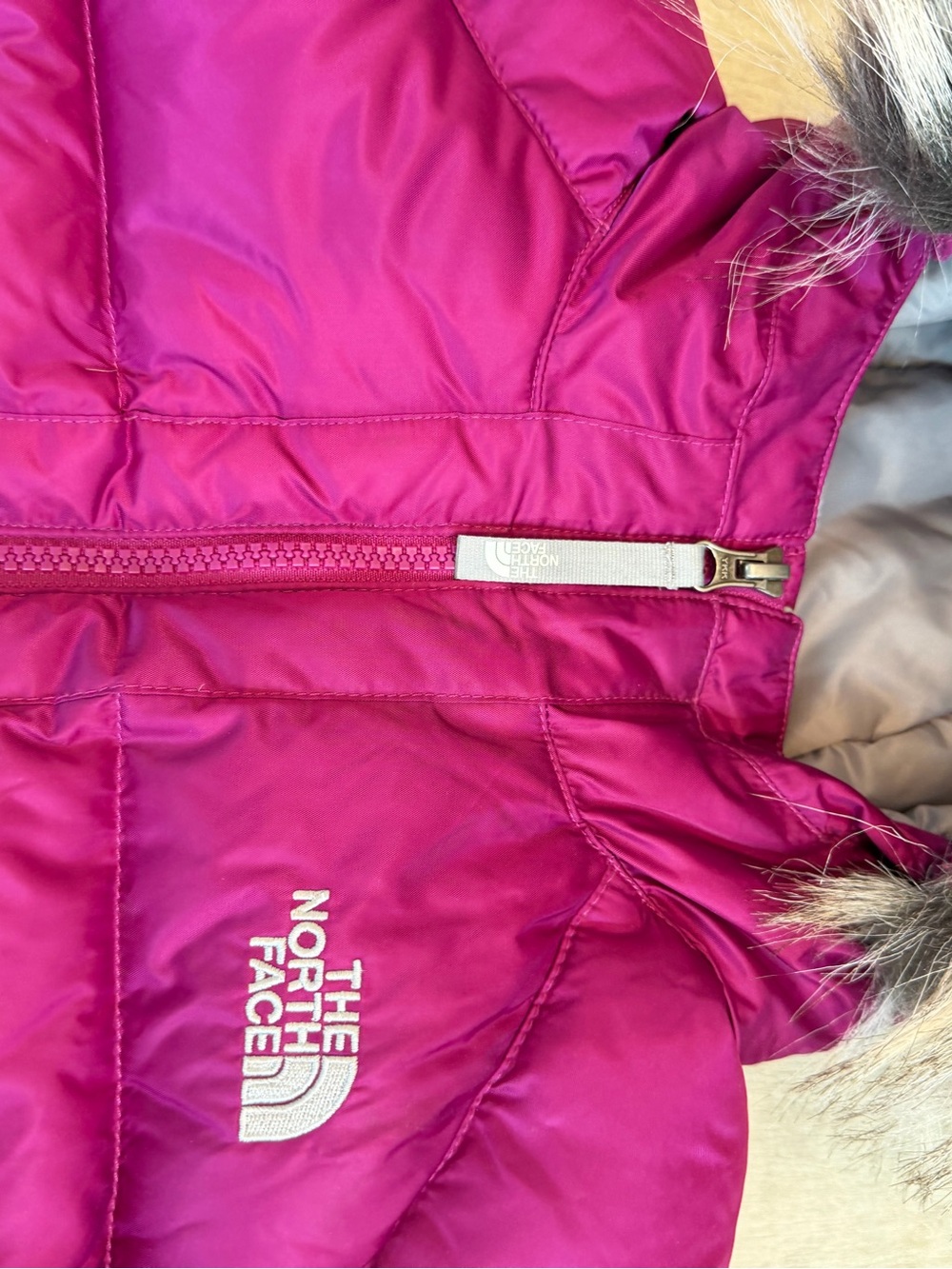 The North Face Girls Gotham Jacket – Orchid Purple – Size L – NWT - Picture 3 of 12